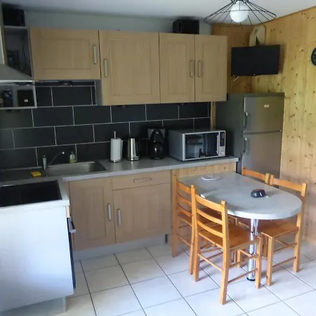 Apartament Village *